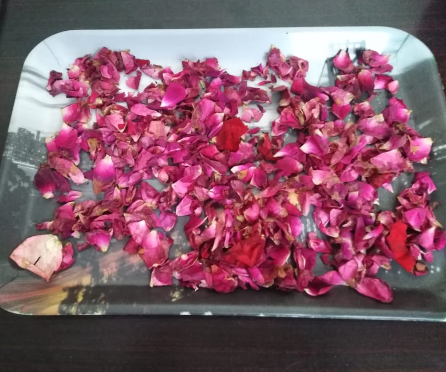 DIY Rose Petal Powder - Rose Petals Benefits - Recibeauty