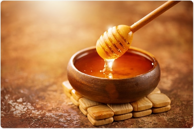 honey for acne scars and open pores