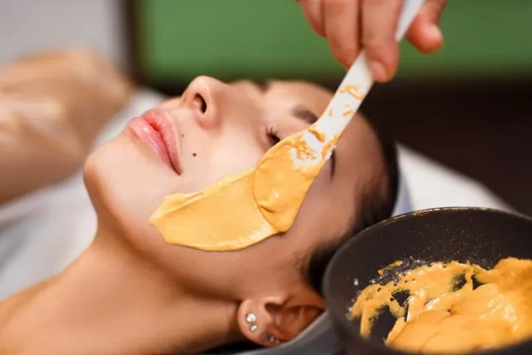 Chickpea face mask at home